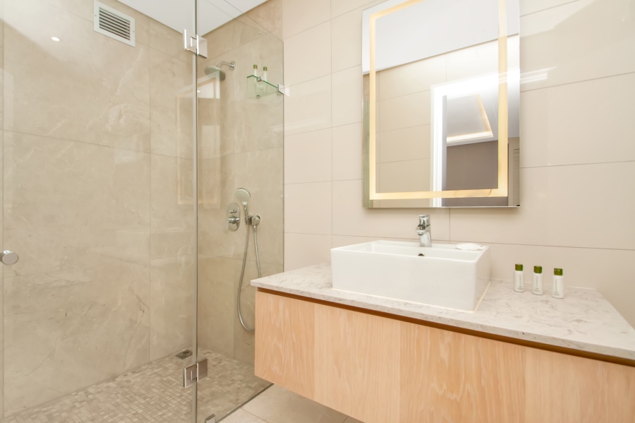 To Let 2 Bedroom Property for Rent in Sea Point Western Cape